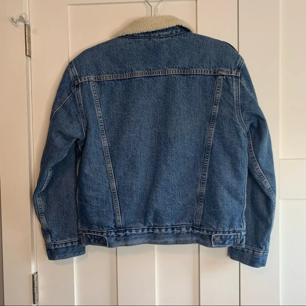 Levi’s x Urban Outfitters ex boyfriend trucker jacket Size Medium - Picture 4 of 7